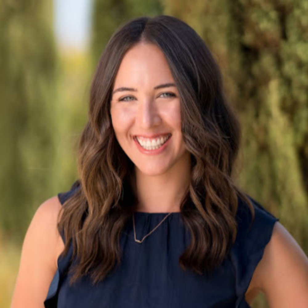Meet your Posher, Corinne